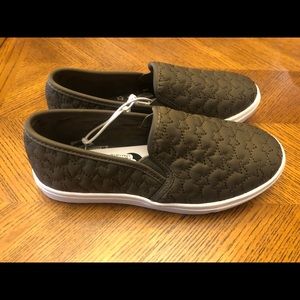 NWT Cat & Jack quilted slip on sneakers